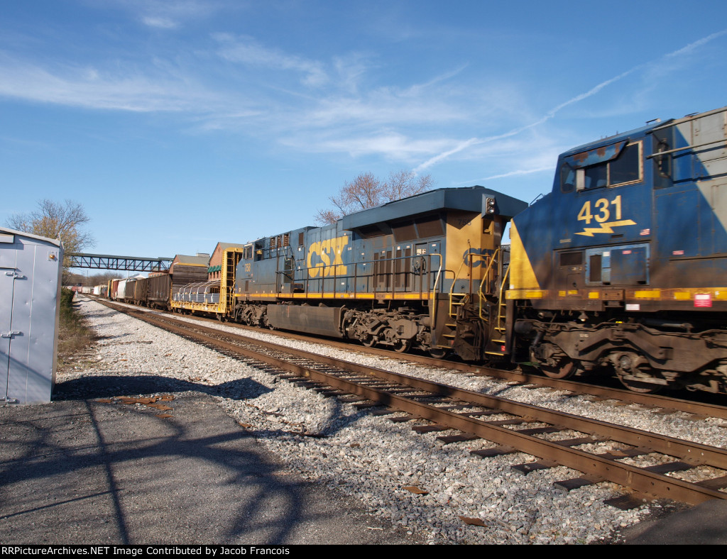 CSX 758